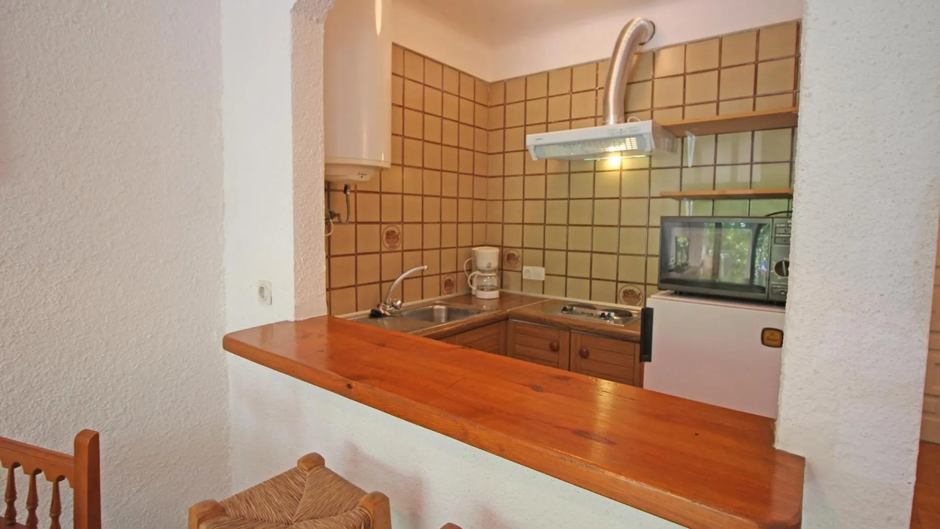 Basic Comfort Studio Poblat Tipic 0167 Empuriabrava Spain